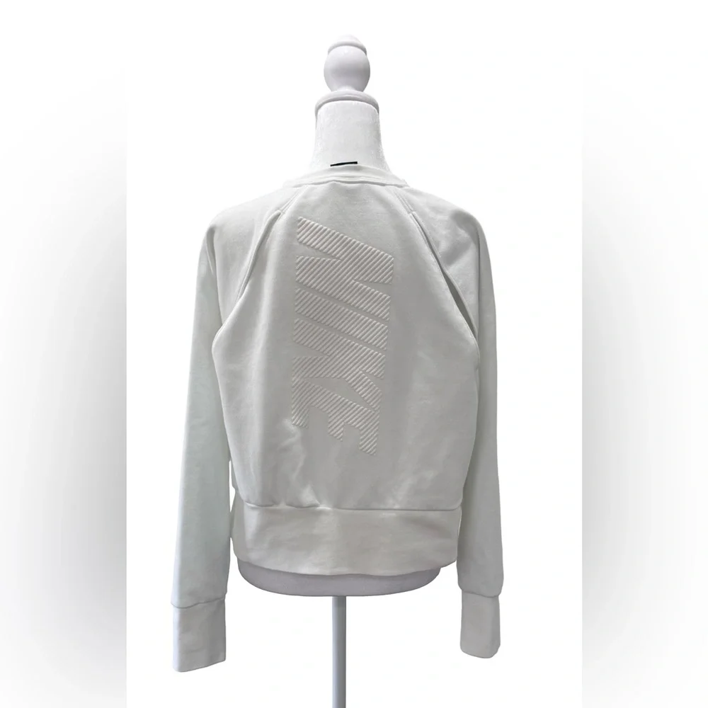 Nike women Dri-FIT Versa cropped cutout back sweatshirt embossed logo Size S - Picture 2 of 9